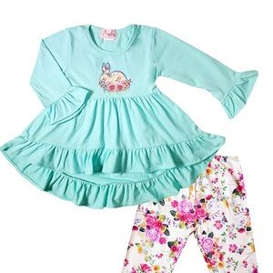 Girl size 7 leggings and tunic set. New in bag